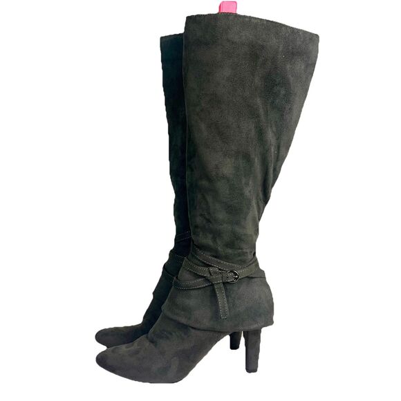 Coach & Four Womens GraySuede Mid-Calf Boots Size 6 With Hexagonal Buckle Detai - Picture 1 of 13